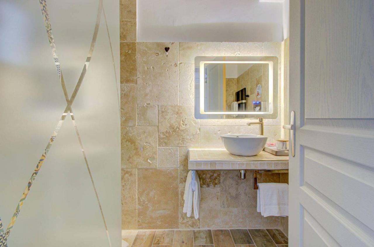 Hotel La Palunette Saintes-Maries-de-la-Mer Ngoại thất bức ảnh